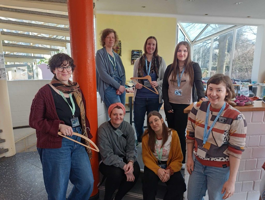 Das Team des ach so Kleidertauschs